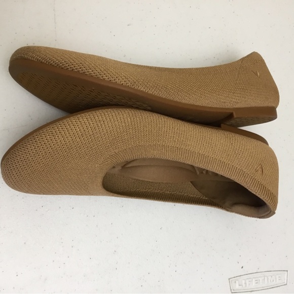 Vivaia Claire Flats - Picture 2 of 3